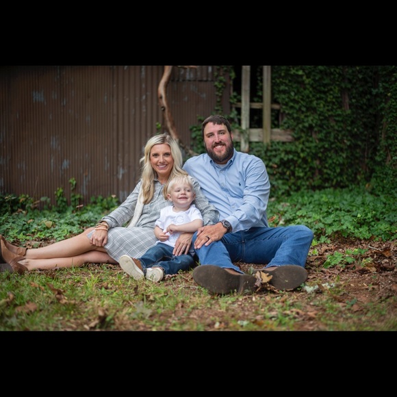 Meet your Posher, Angela - Picture 1 of 1